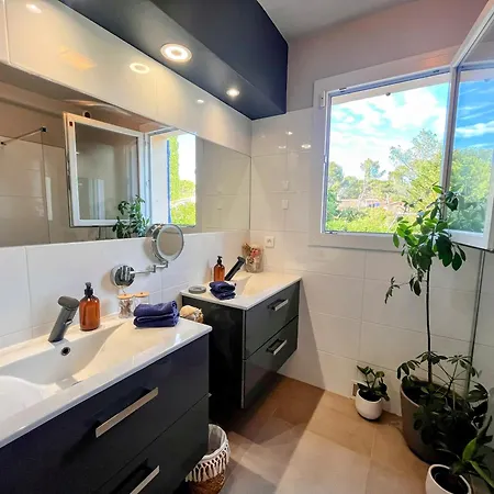 Vila La P.dwelling Luxury House